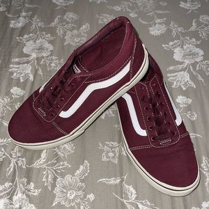 Vans sneakers maroon/white Youth 6 or Women’s 7.5